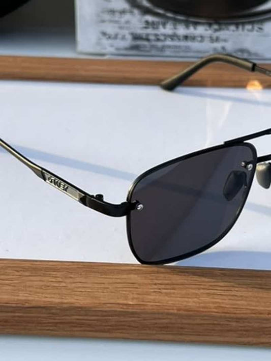 Oakley_8919 black grey