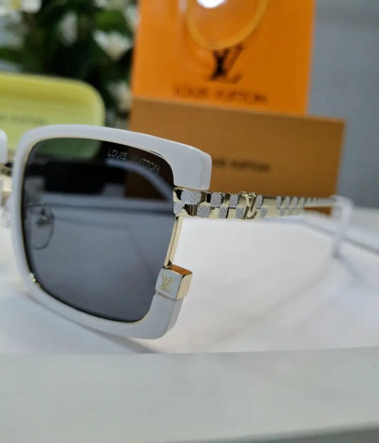 Louis_vuitton_white_505