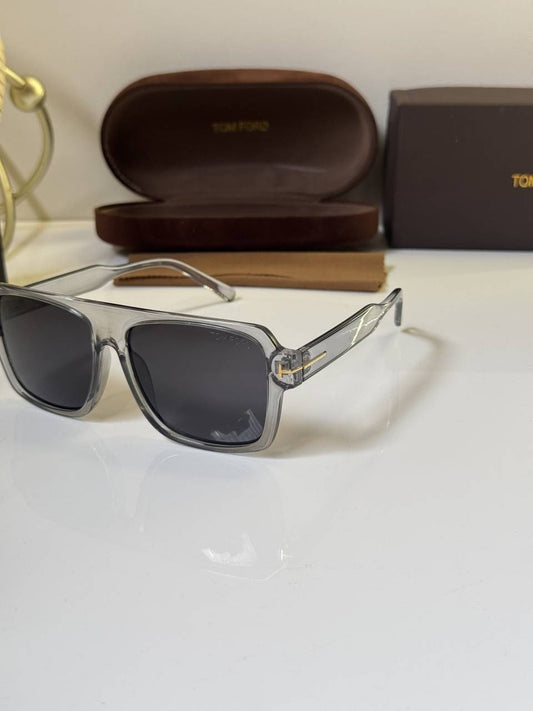 Tomford_9005_Glossy_Grey