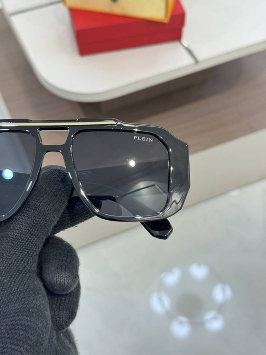 Plein_308_Glossy_Black