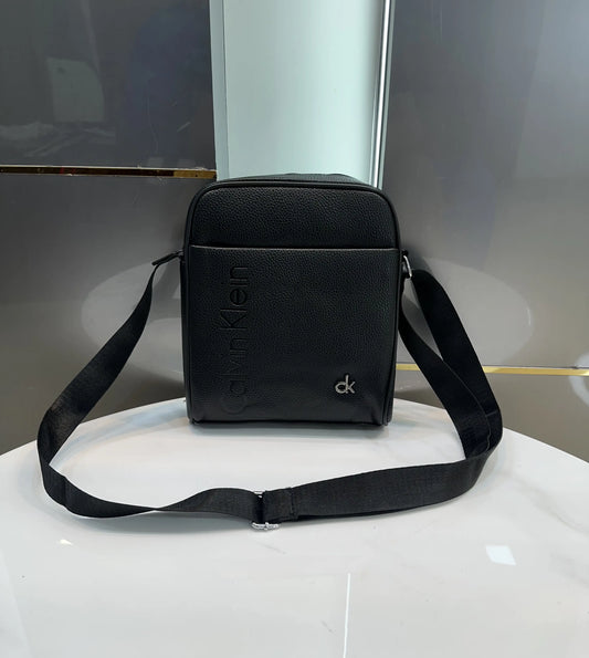 Calvin Klei n Premium Sling Bag ck209