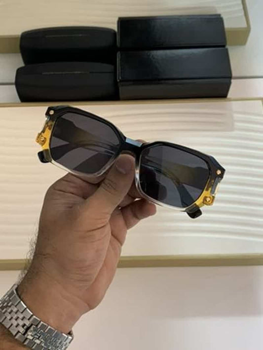Versace_144_black_yellow