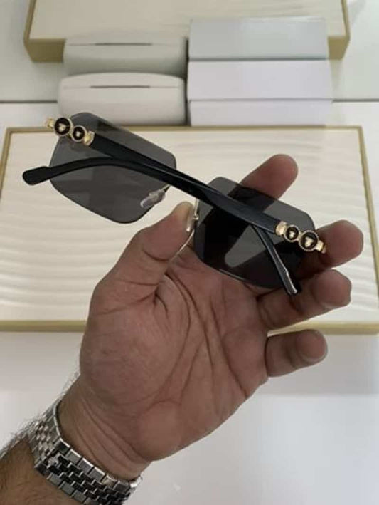 8813 gold black