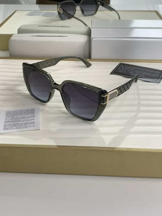 gucci_5517 grey