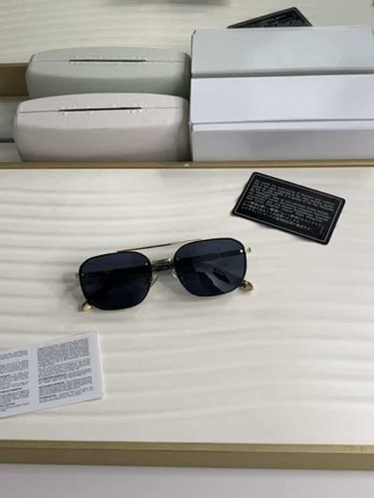 Gucci_213_gold_black