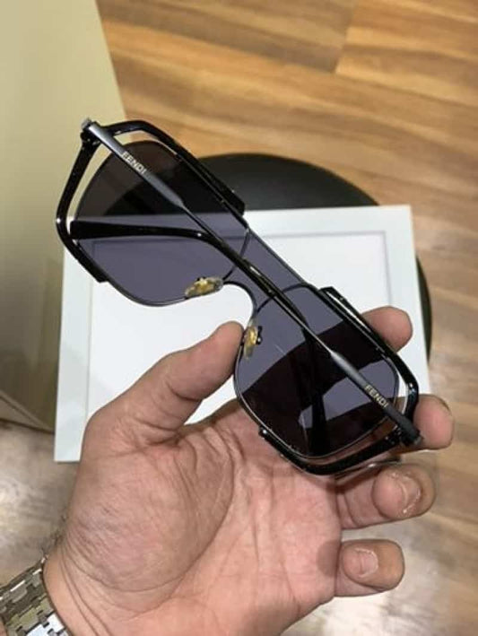 fendi_129_black