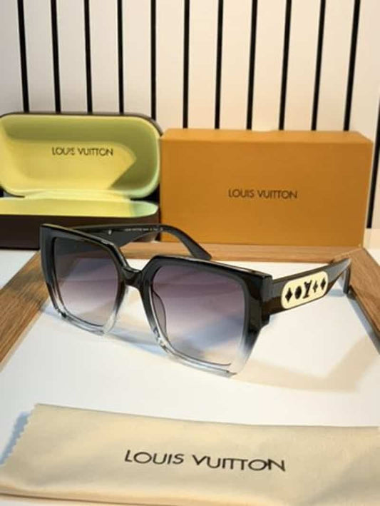 Louis vuitton 1336 black white