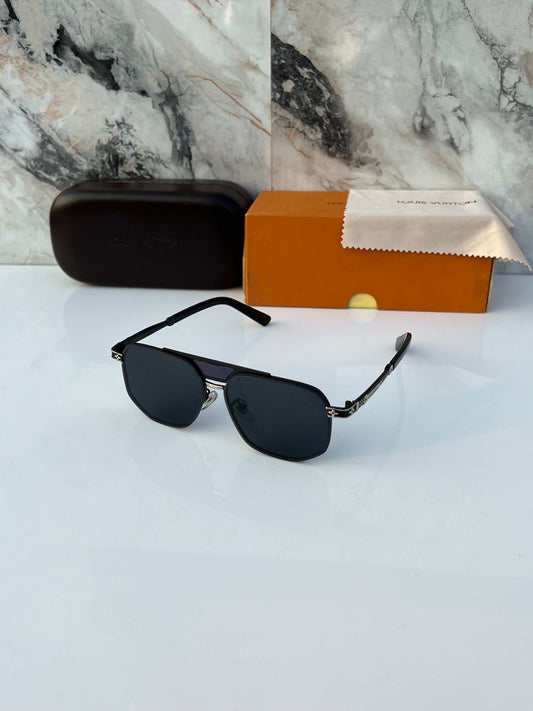 Louis_vuitton_2593_black_silver