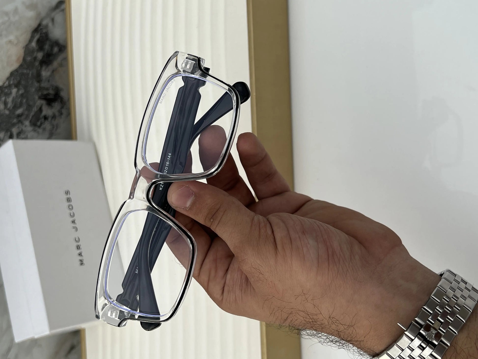 Marc_Jacobs_1117_transparent