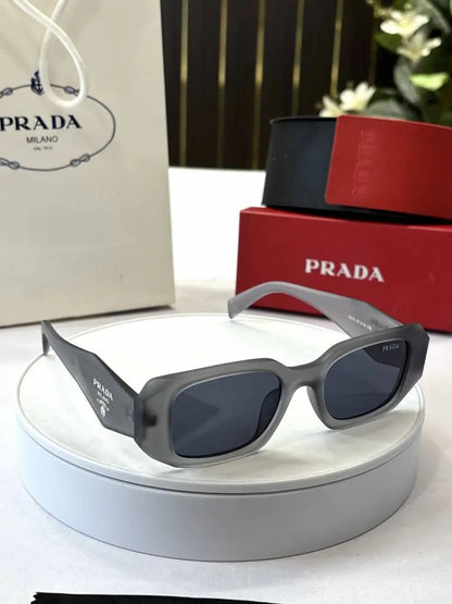 _Prada_8679_grey