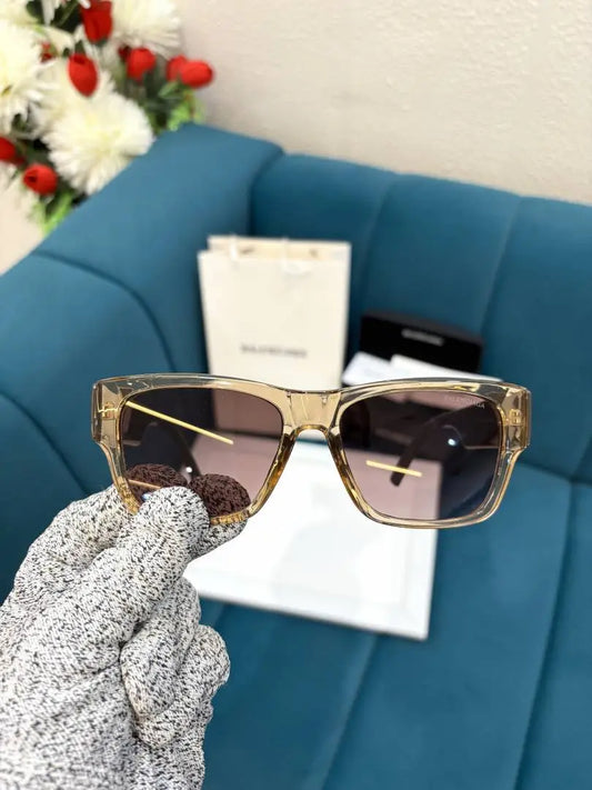 _Balenciaga_9182_