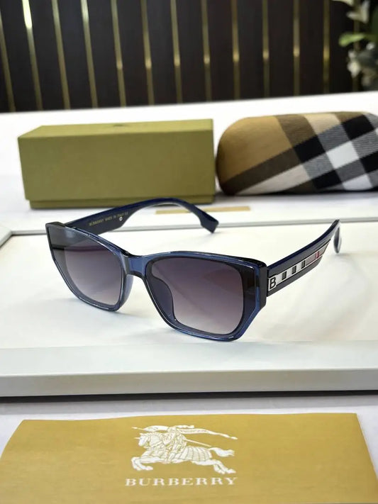 _Burberry_9935_
