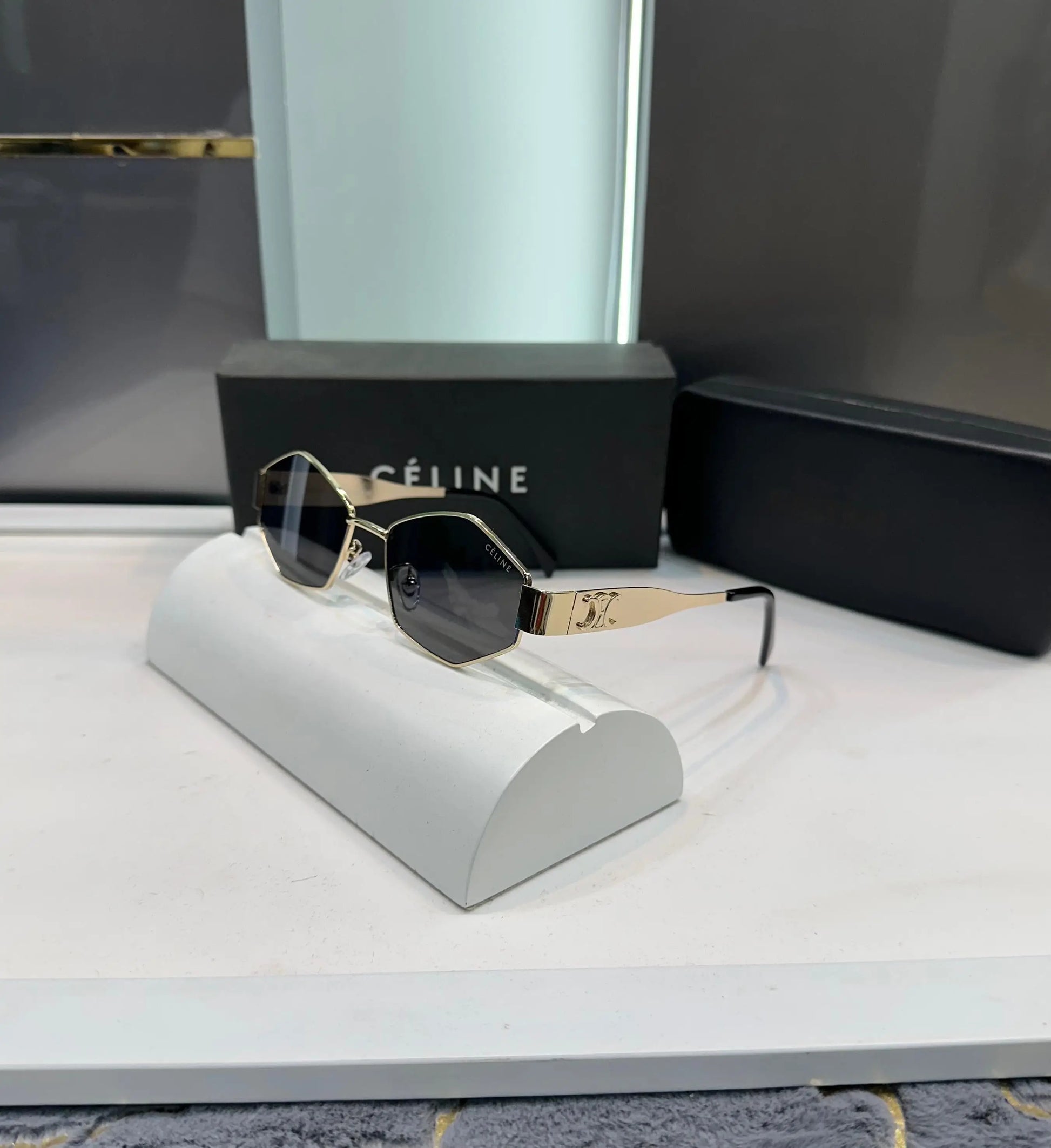 Celin e Gold Black Premium Shade 598