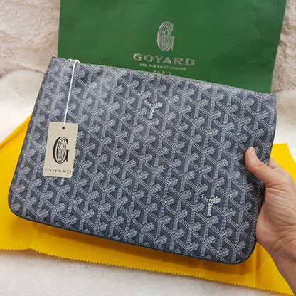 Goyard Snat MM pouch in Grey Goyardine