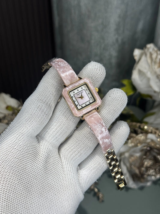 Gucc i Pink Gold Premium Ladies Watch