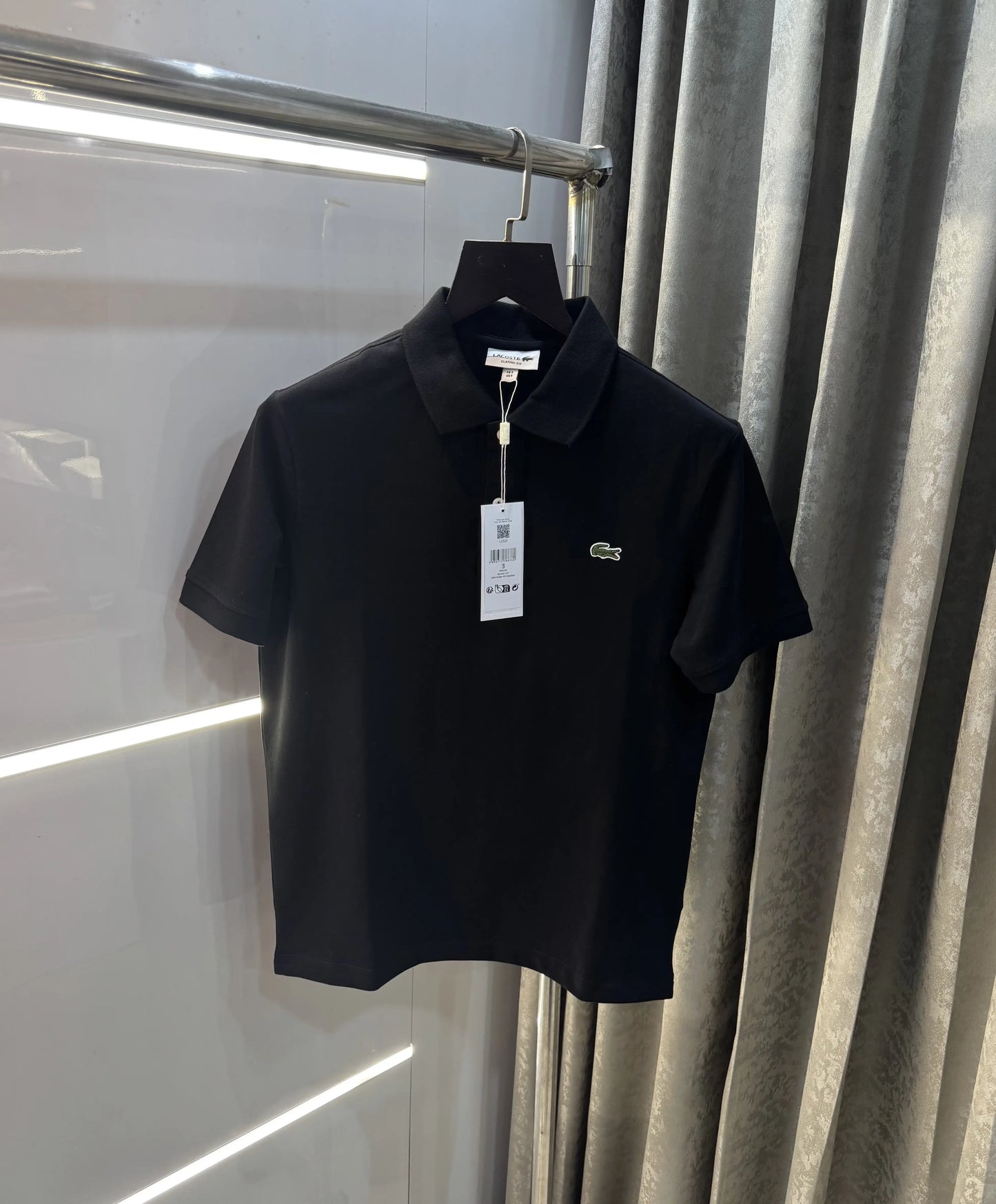 Lacost e Black Embroidery Logo Premium Polo T-Shirt