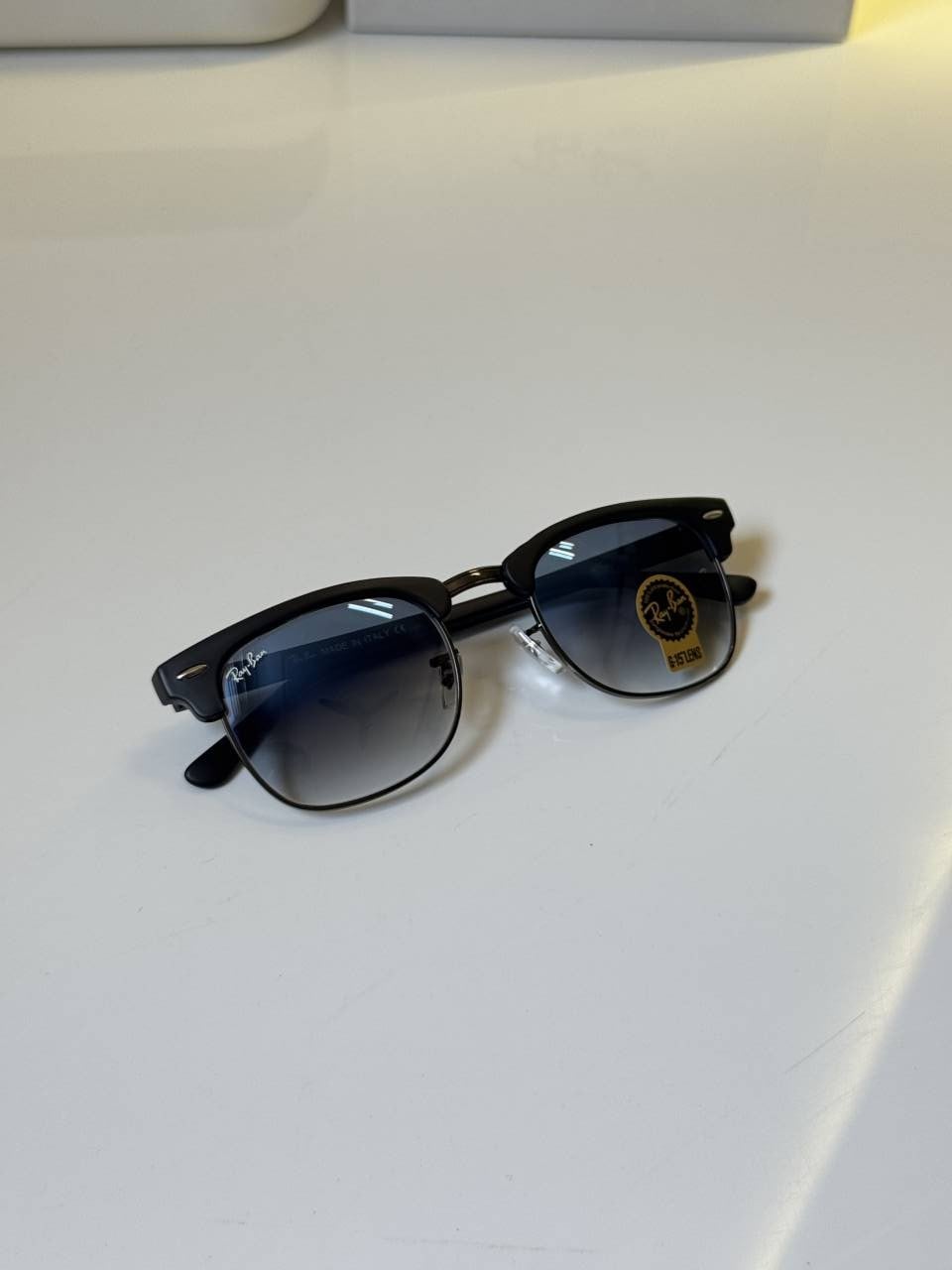 Rayban_3016_Clubmaster_Blue_Shaded