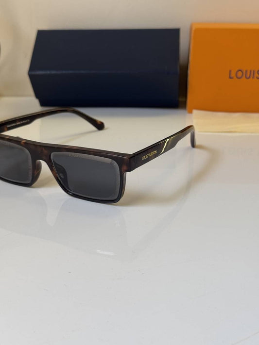 Louis_Vuitton_6002_tiger