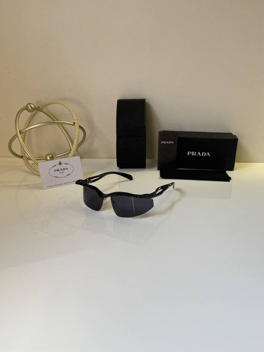 Prada_167_Black