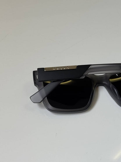 Gucci_5105_Gun_Grey