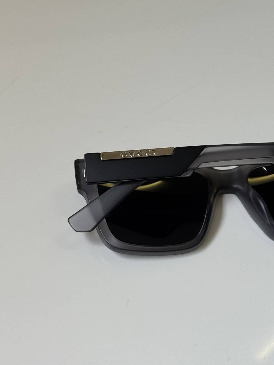 Gucci_5105_Gun_Grey