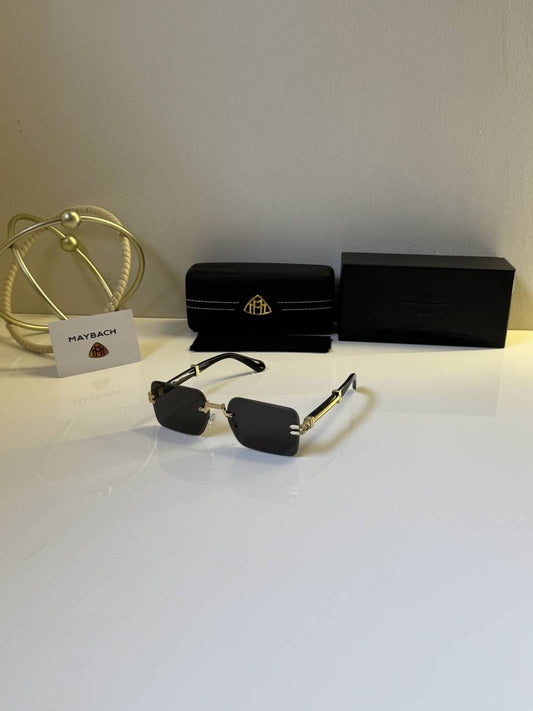 Maybach_2581_Gold_Black