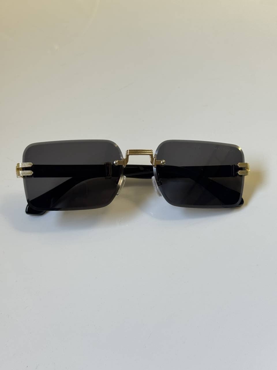 Maybach_2581_Gold_Black