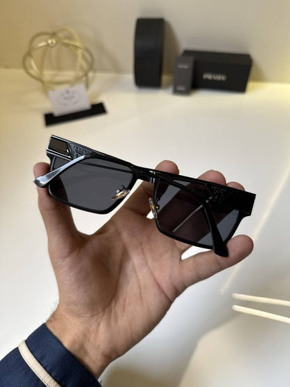 Prada_68079_Black