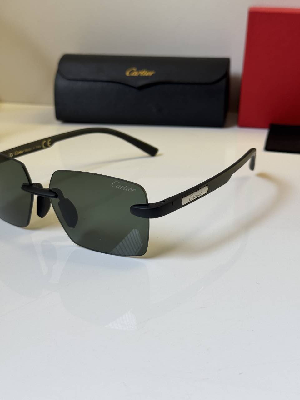 Cartier_62606_Black_Green