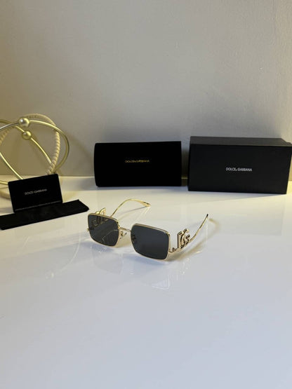 Dolce_Gabbana_303_Gold_Black
