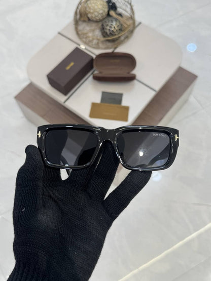 Tomford_262_Full_Black