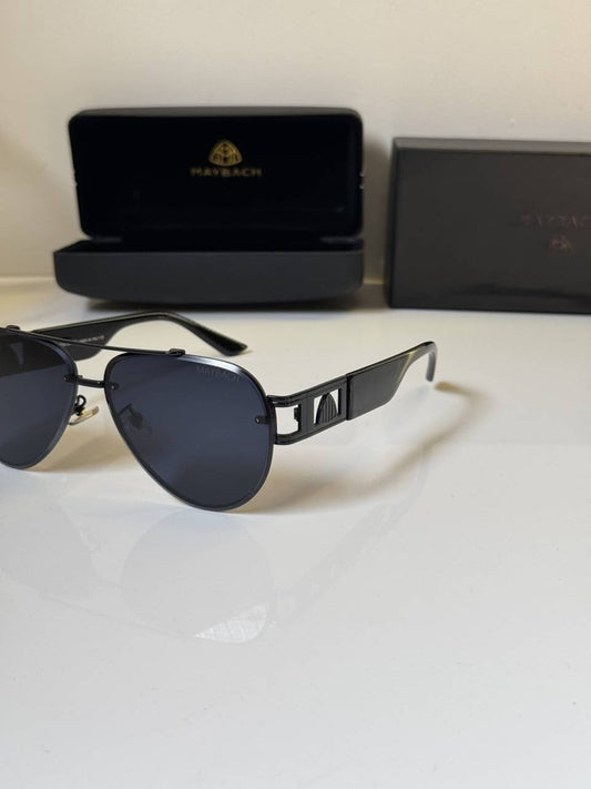 Maybach_23335_Black