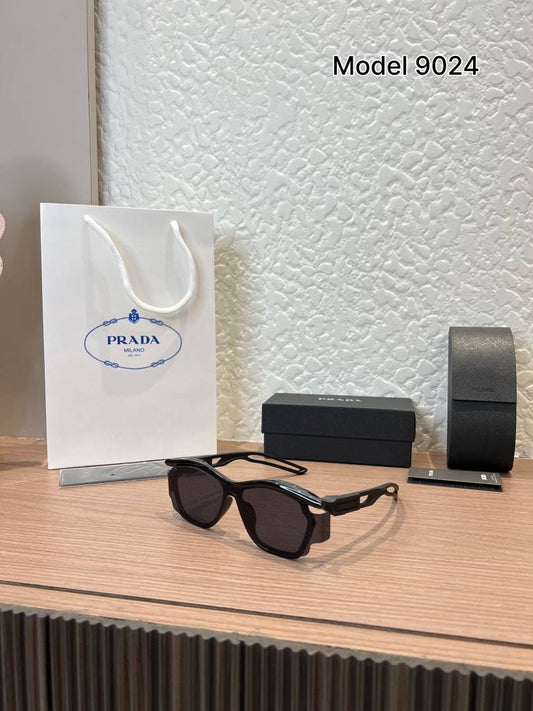 Prada_9024_Black