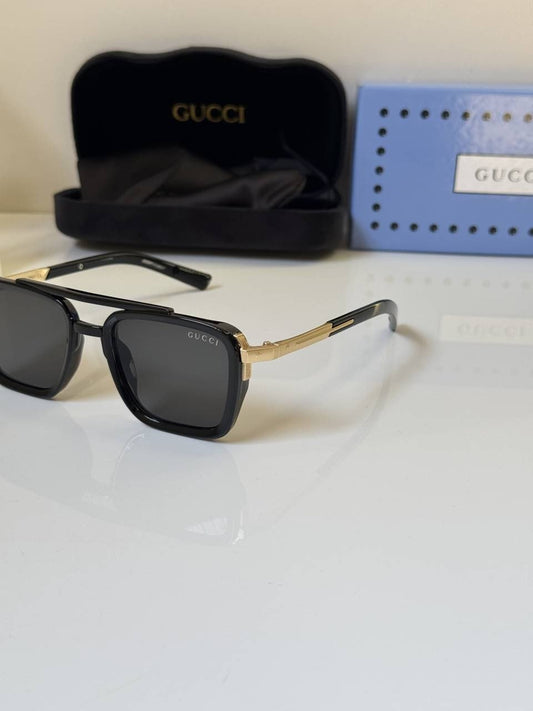 Gucci_62015_Gold_Black