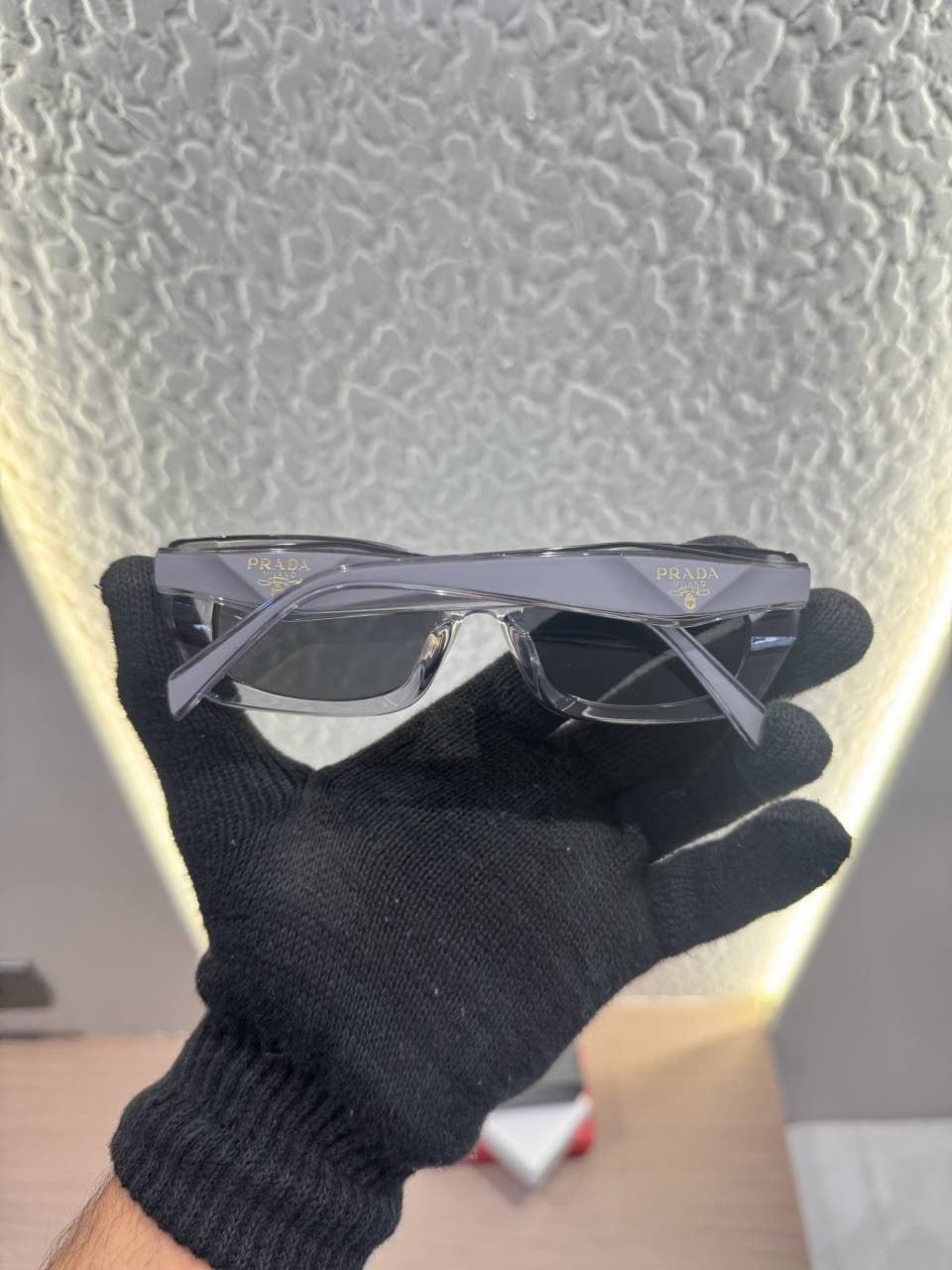 Prada_35110_Glossy_Grey