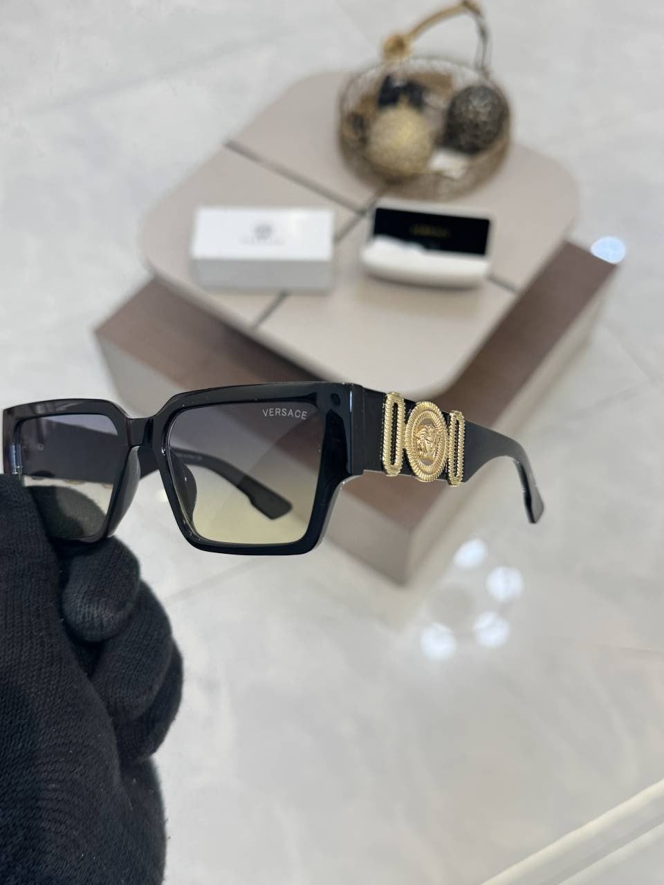 Versace_9002_Black_with_Green multi_lens