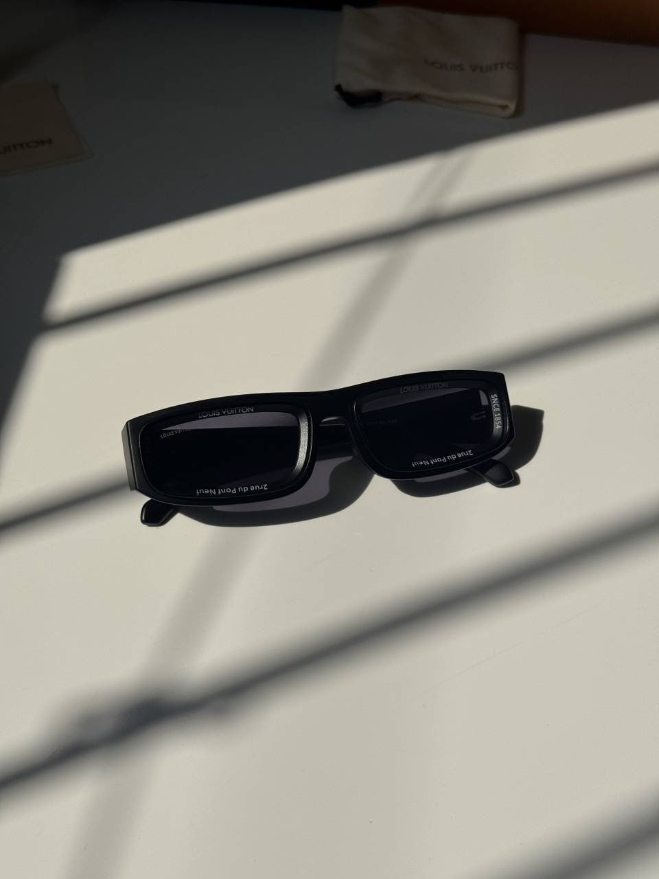 Louis_Vuitton_6190_Matt_Black