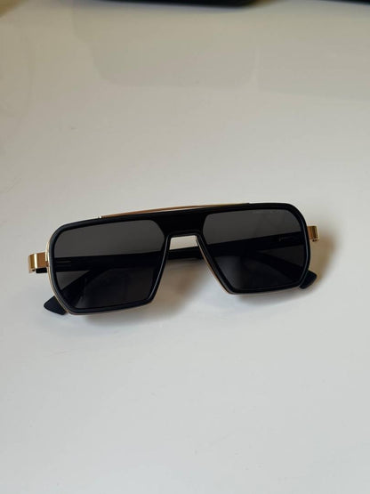 Armani_1041_Black_Gold