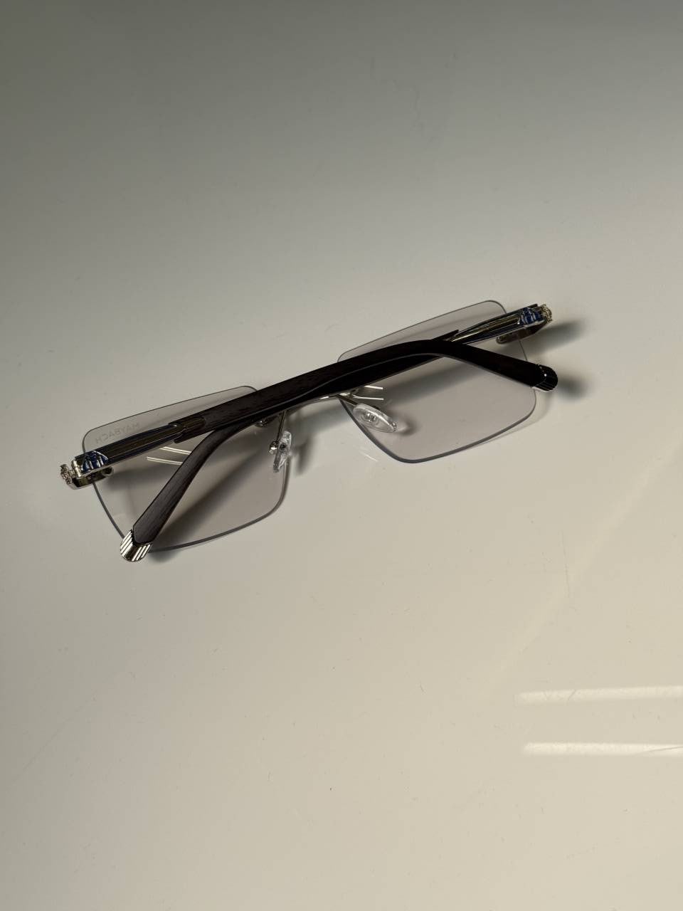Maybach_76_Photochromic
