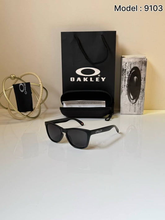 Oakley_9103_Black