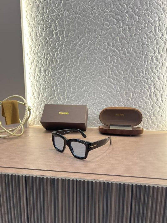 Tomford_184_blue_lens