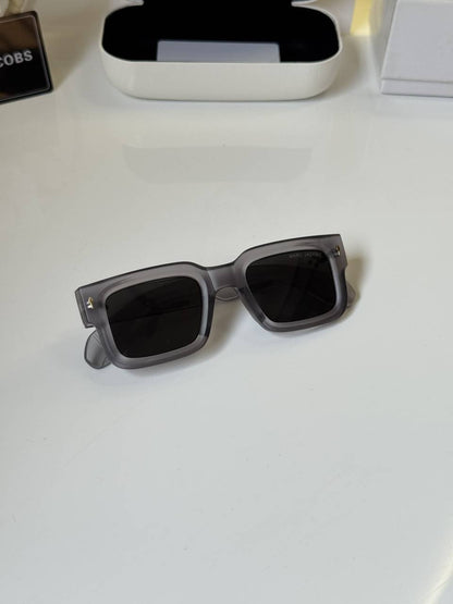 Marc_Jacobs_98098_Matt_Grey