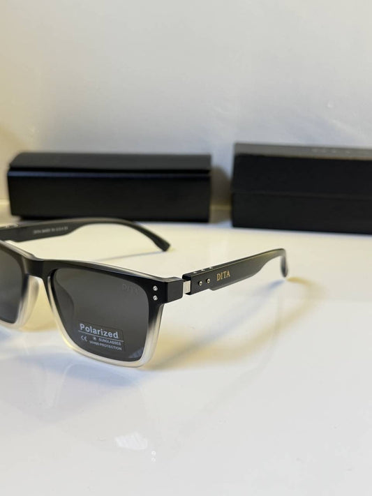 Dita_8968_black