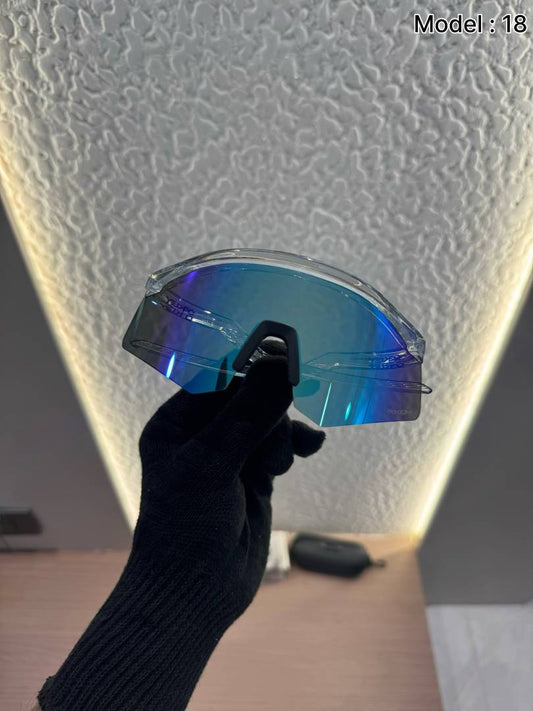 Oakley_18_Sportswear
