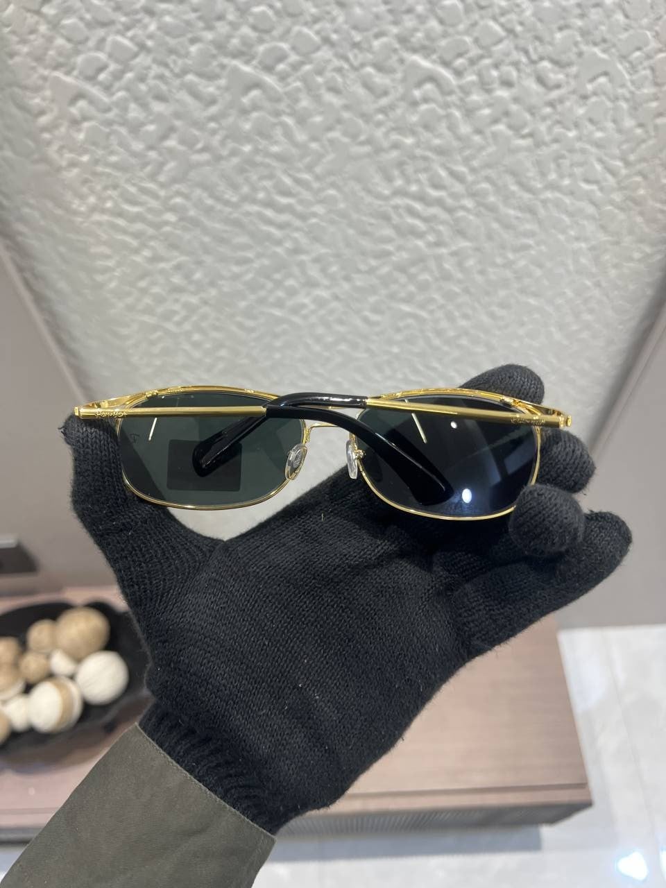 Rayban_8012_Black_Gold