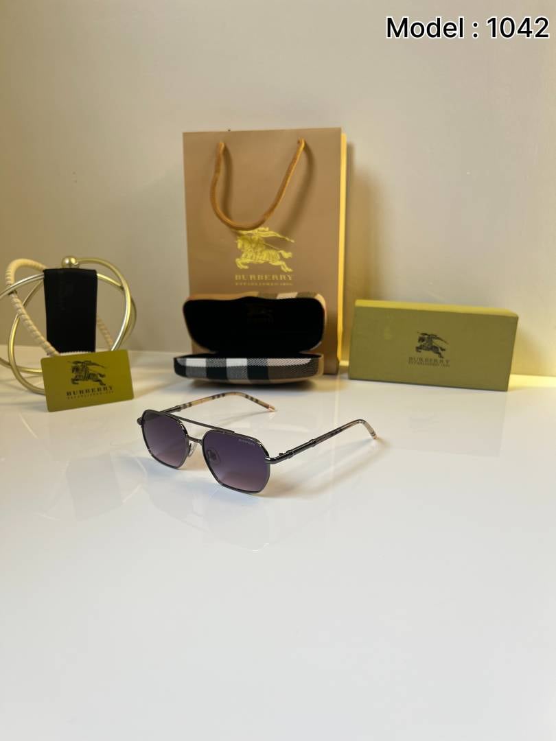 Burberrry_1042_purple_multi