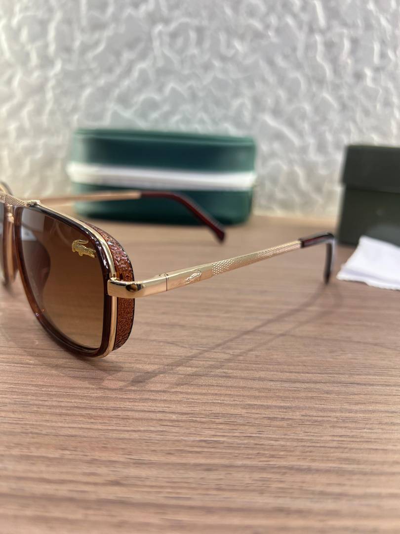 Lacost_8413 brown gold