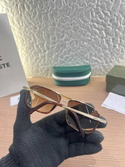 Lacost_8413 brown gold