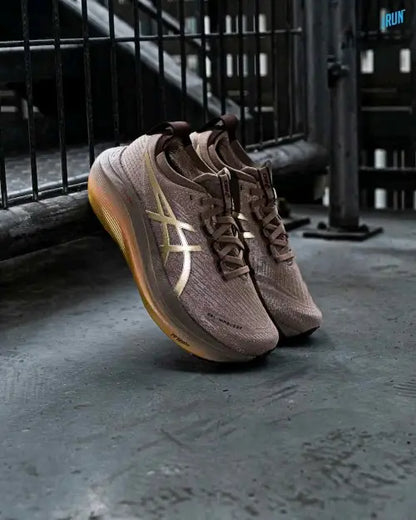 Asics Gel Nimbus 27 Luxe
