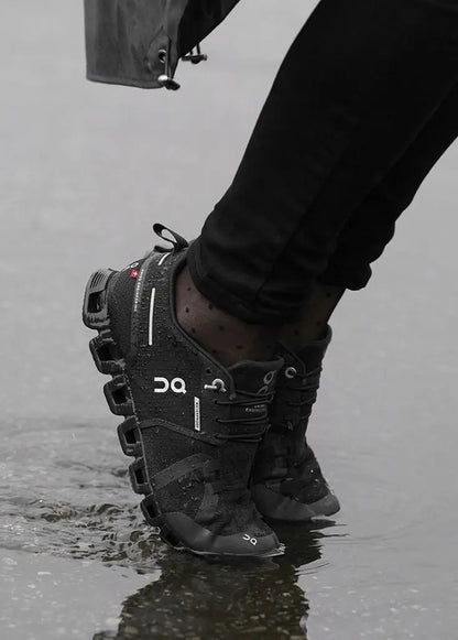 On_Cloud 5 Waterproof Black Running Shoes